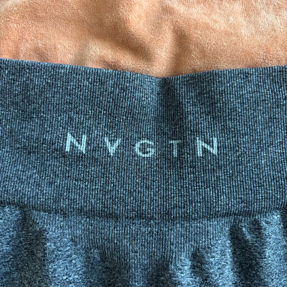 NVGTN Seamless Shorts - Picture 4 of 6